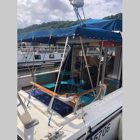 ホテルBateau  Tsilaosa Au Coeur De ナミュール エクステリア 写真