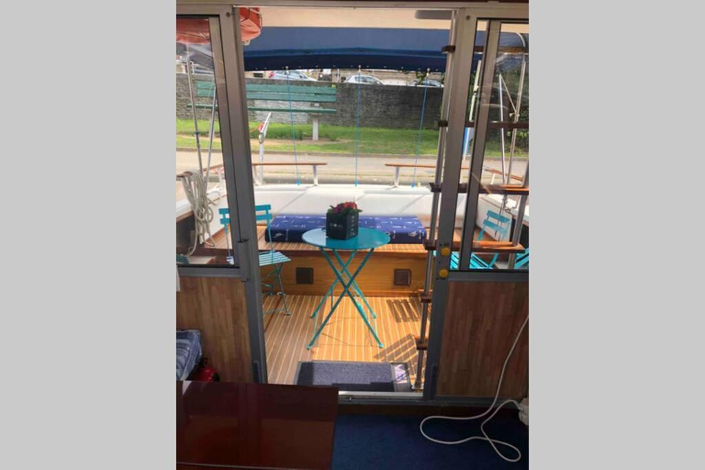 ホテルBateau  Tsilaosa Au Coeur De ナミュール エクステリア 写真