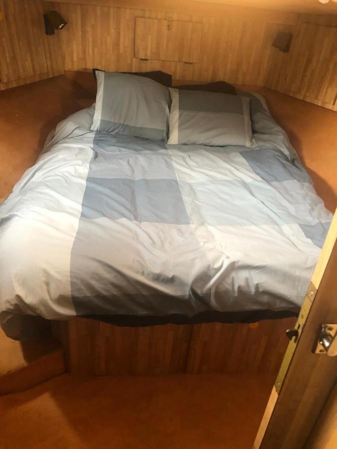 ホテルBateau  Tsilaosa Au Coeur De ナミュール エクステリア 写真